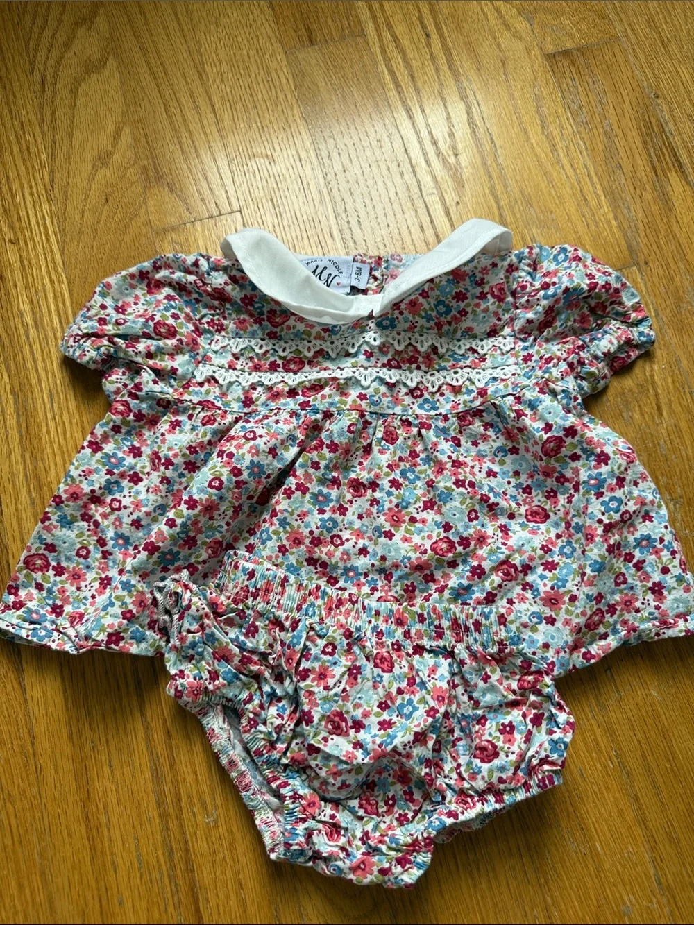 Baby Girl 3-6 month Floral Bundle - Lot of 2‎